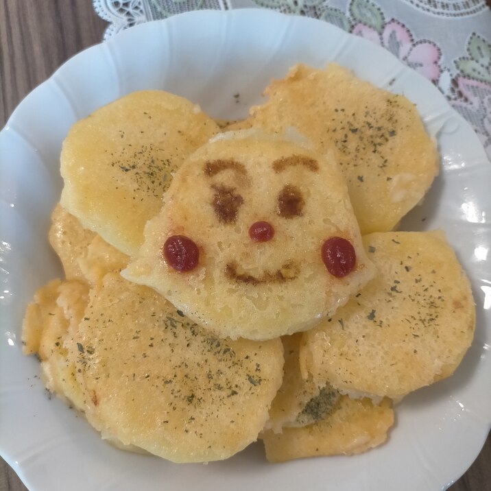 表面カリカリ！簡単でおいしいジャガイモチーズ焼き♪